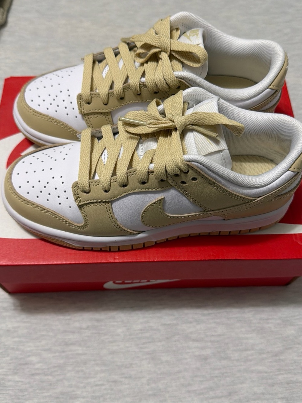 Nike Dunk Low Men size 4